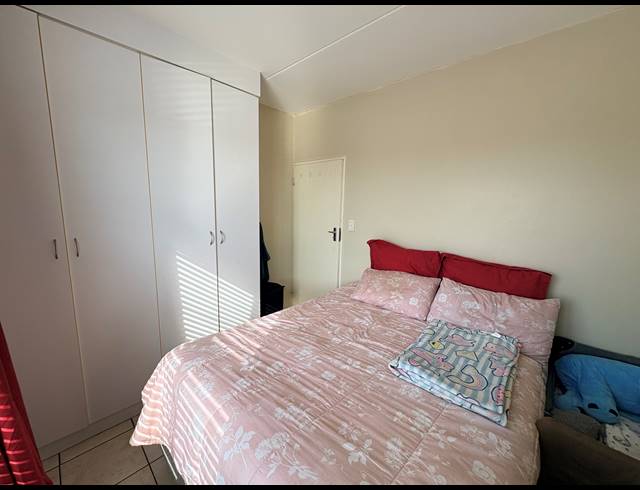 2 BEDROOM APARTMENT FOR SALE IN PARKRAND